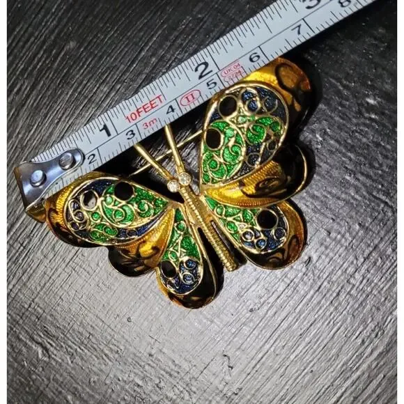 Gorgeous Gold Tone Pierced Butterfly Pin Rhinestones & Enamel Gold Gems - Picture 6 of 7